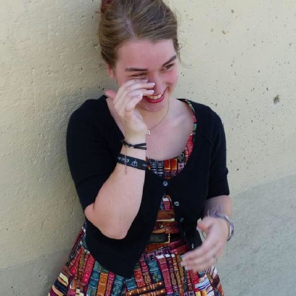 Meet your Posher, Aurora